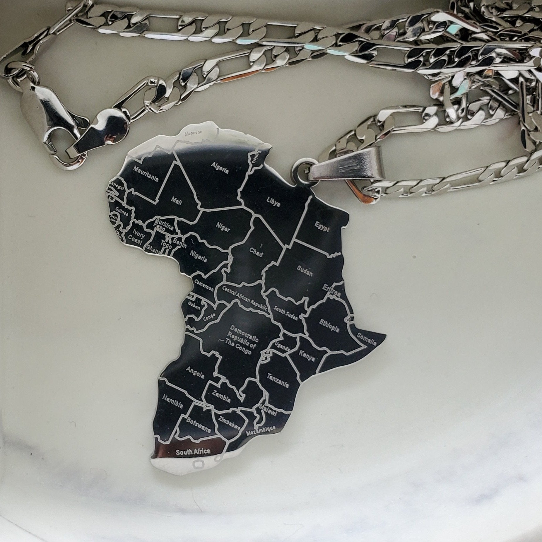 One Africa Names Pendant Necklace | Isura – Iṣura